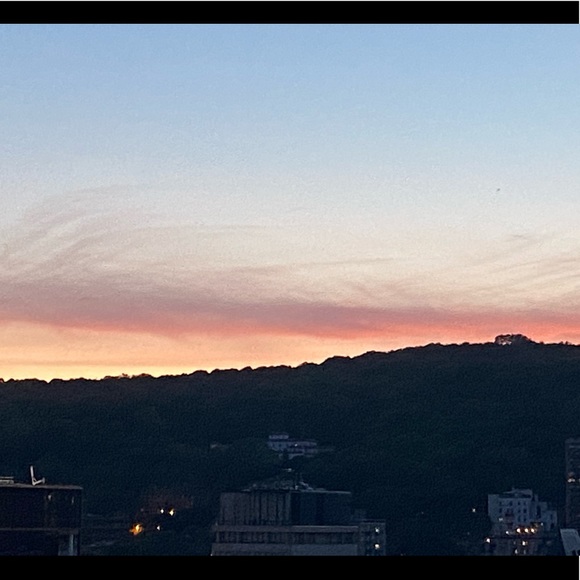 Meet your Posher, Joanna - Picture 1 of 1